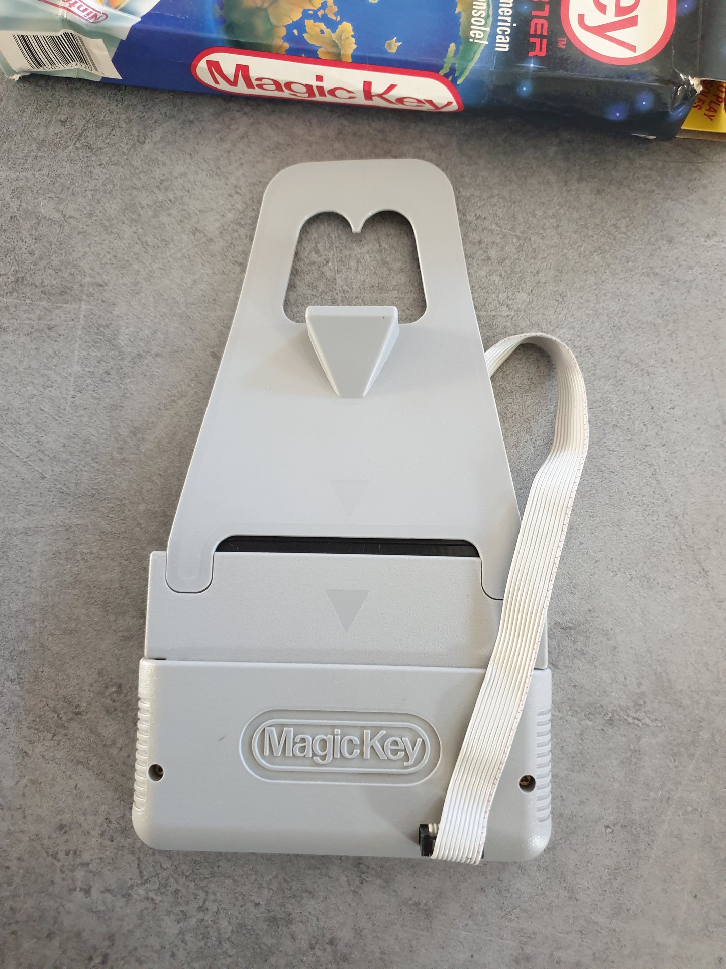 Magic Key NES Game Converter Adapter : PAL A B NTSC