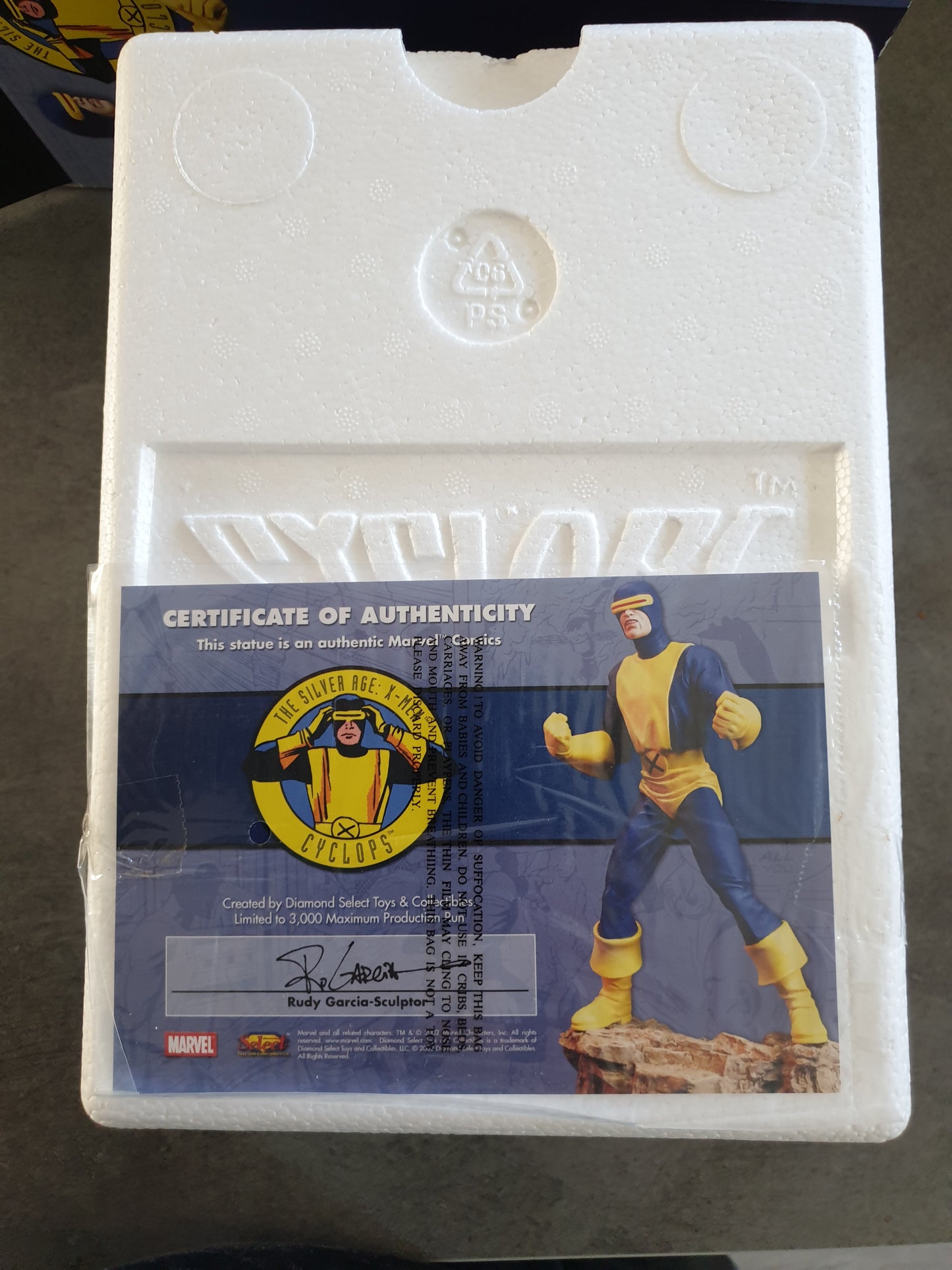 The Silver Xmen Marvel Cyclops Limited Edition 3000 Diamond Select Collectable