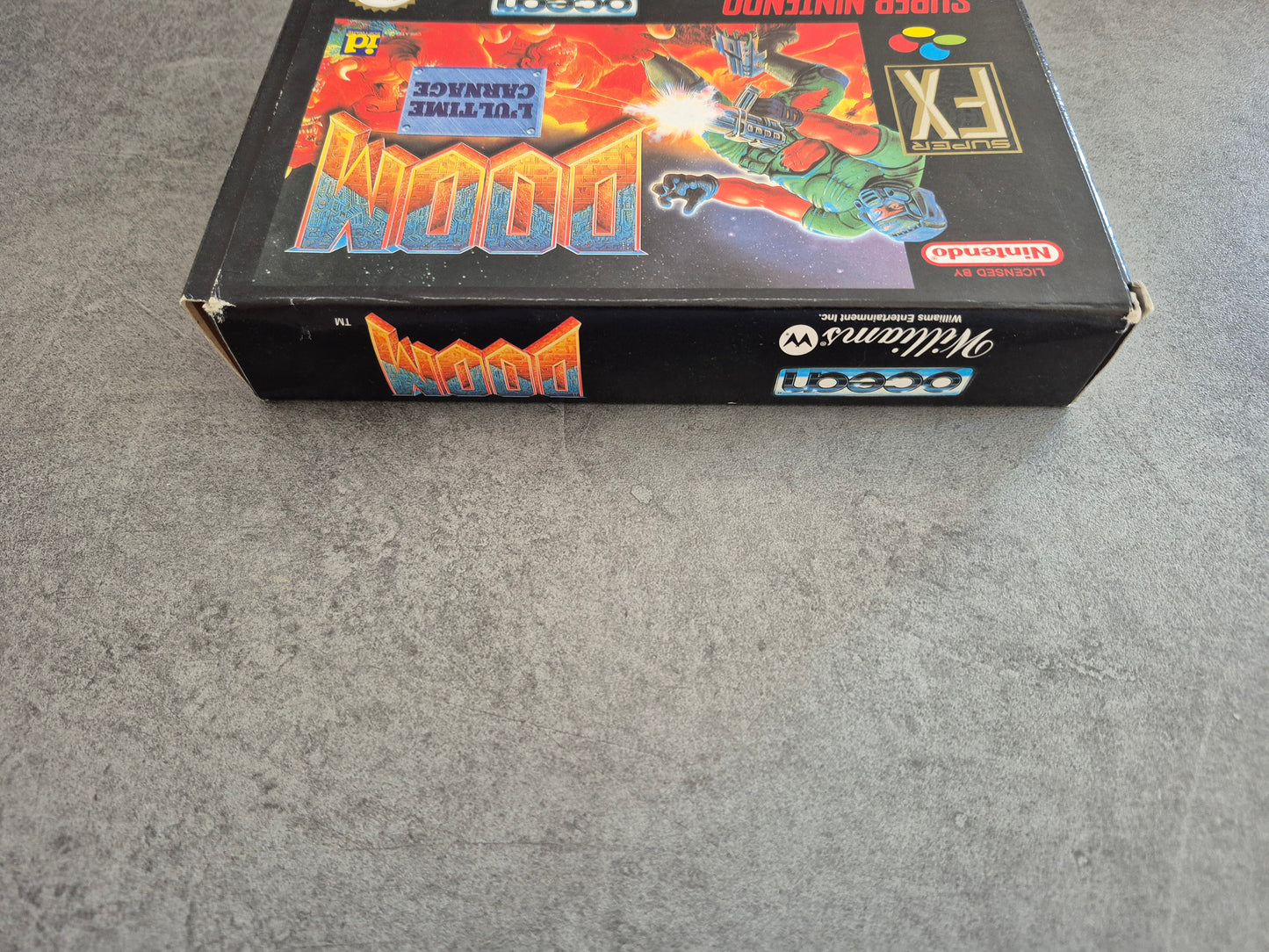 DOOM Super Nintendo SNES Boîte Jeu notice complet TBE OCEAN