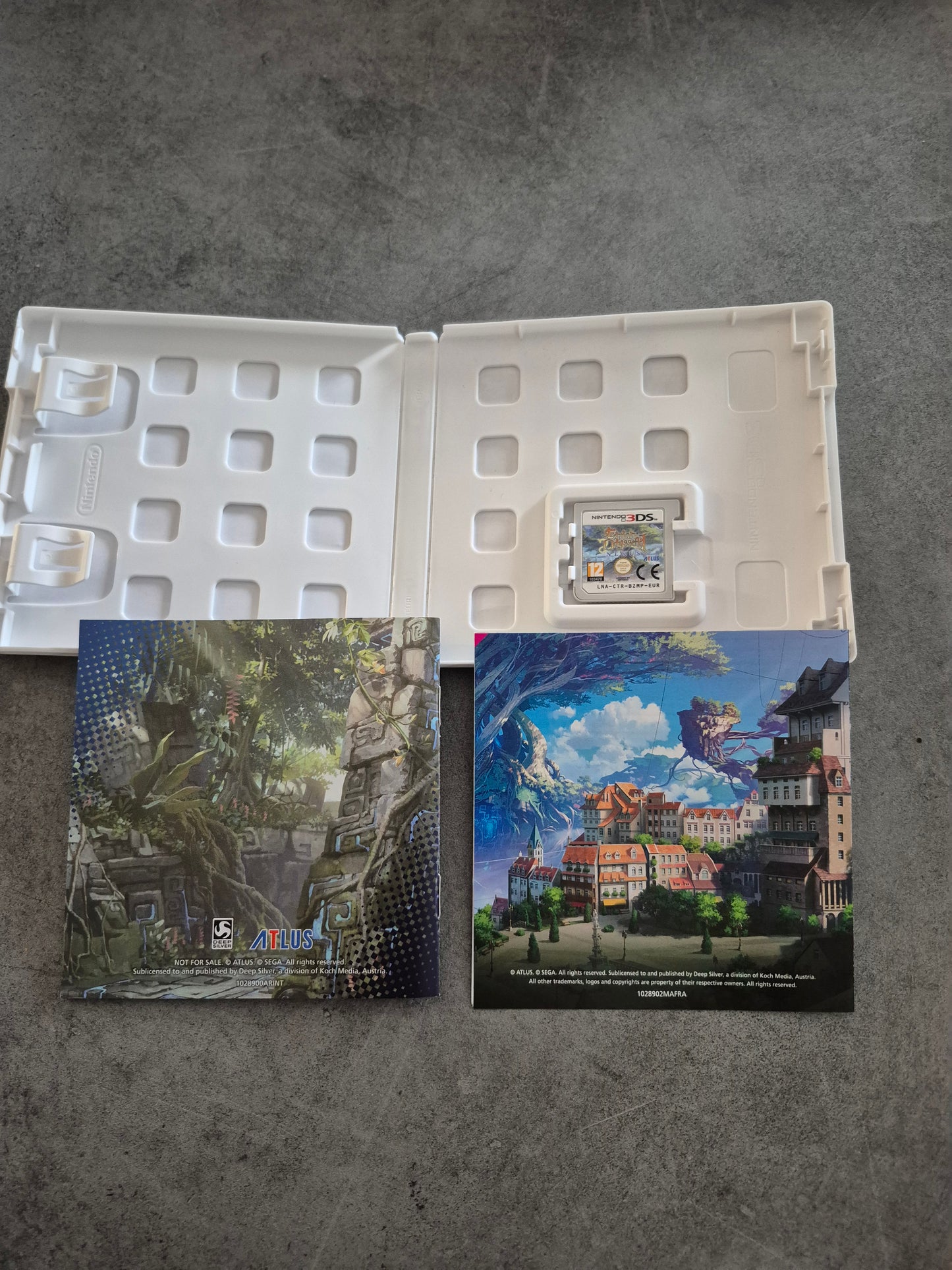 Jeu Etrian Odyssey Nexus Nintendo 3DS Complet PAL Fr