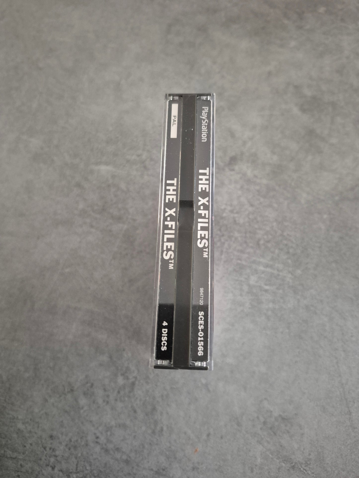 The X-Files - Jeu Playstation 1 PS1 - version Française 4CD Complet Black label