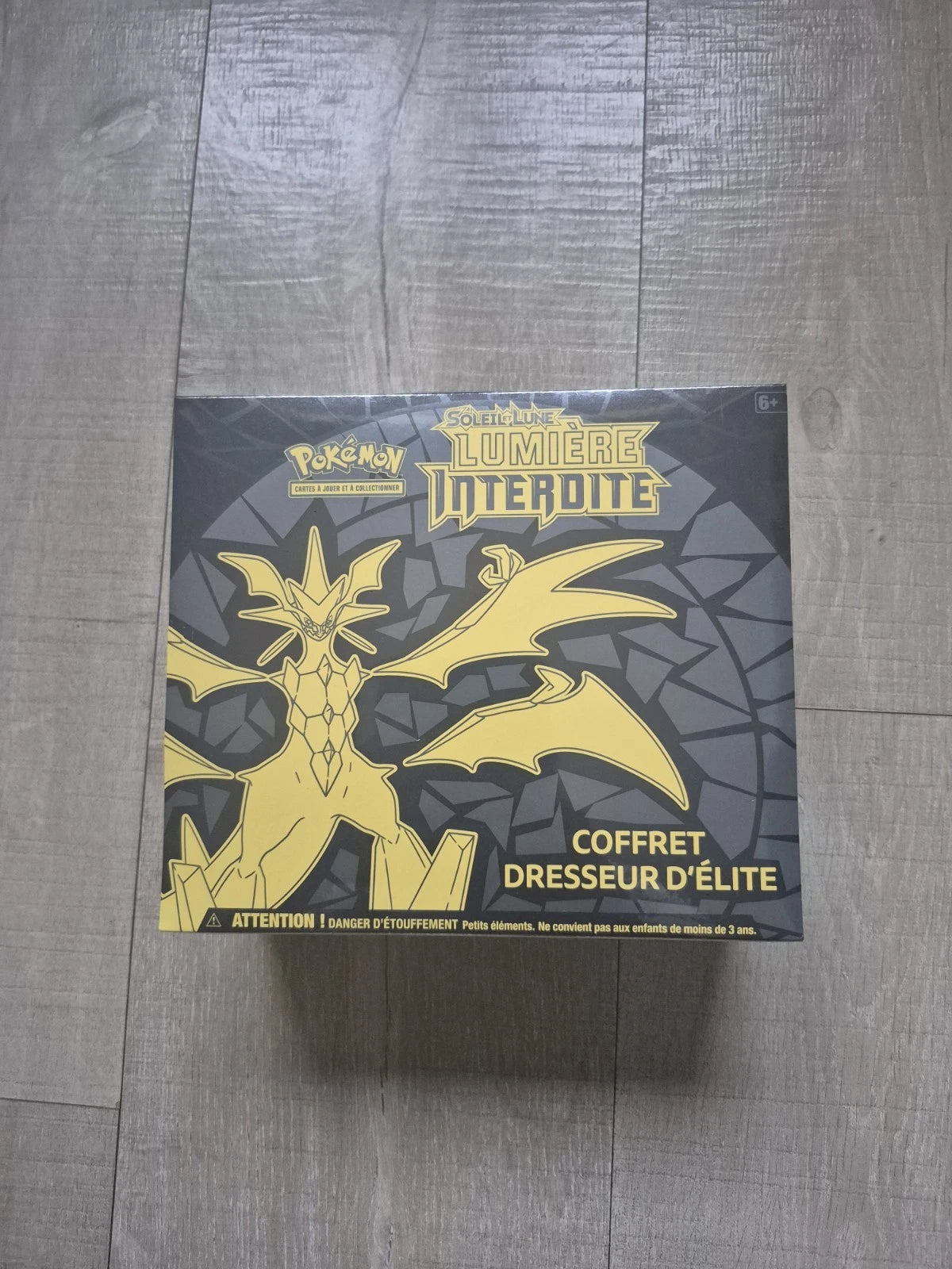 Coffret ETB dresseur d'élite pokémon lumiere interdite SL06 Neuf Scellé Fr